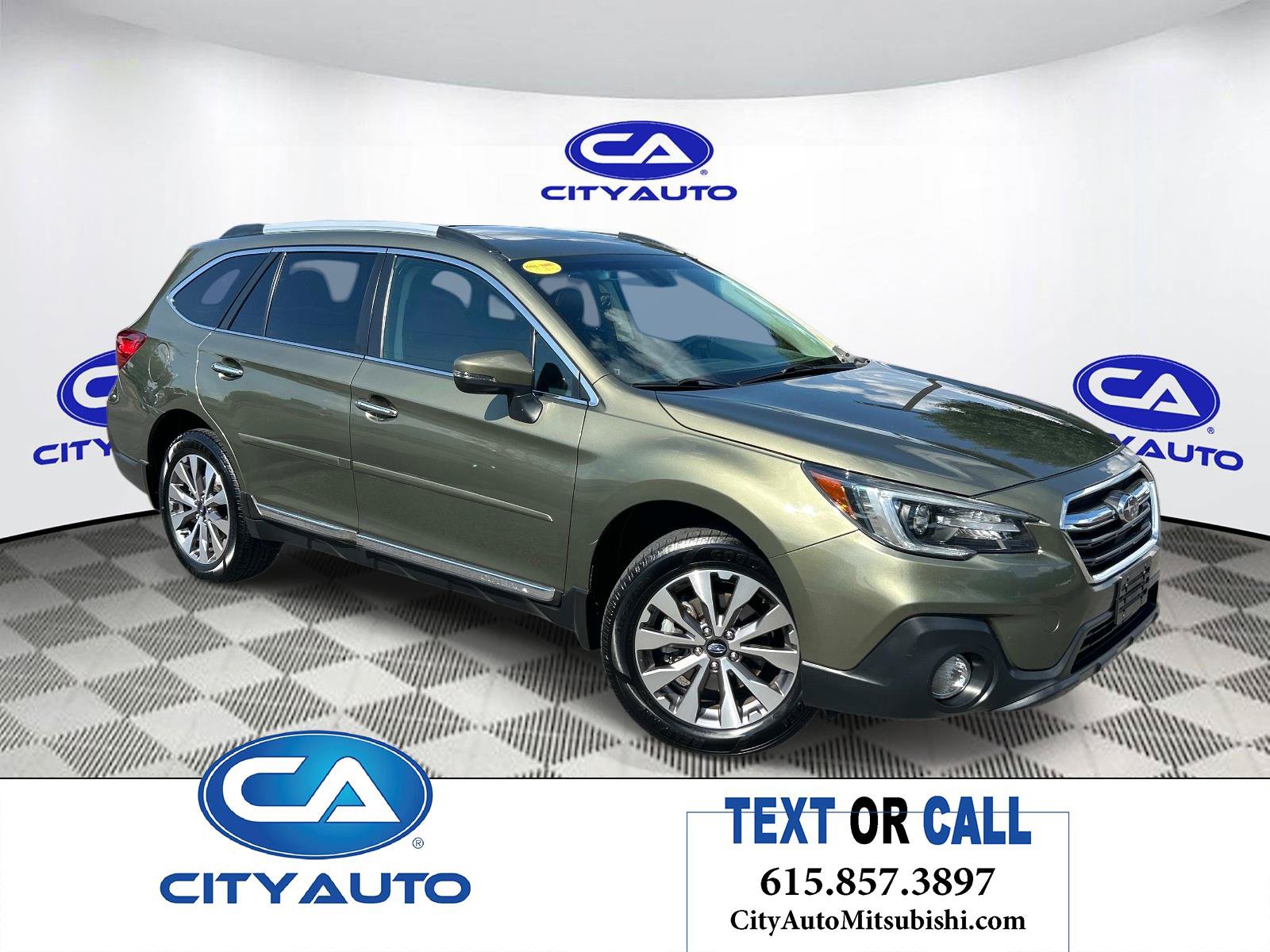 Used 2018 Subaru Outback 2.5i Touring AWD/4WD image 1