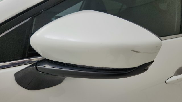 Used 2021 MAZDA MAZDA3 s FWD image 32