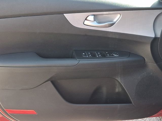 Used 2023 Kia Forte LXS FWD image 16