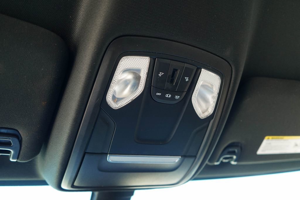 Used 2020 RAM 3500 Big Horn w/ Night Edition image 11