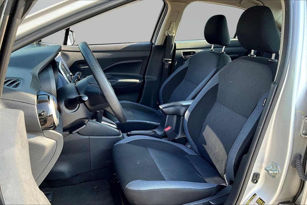 Used 2025 Nissan Versa SV FWD image 20