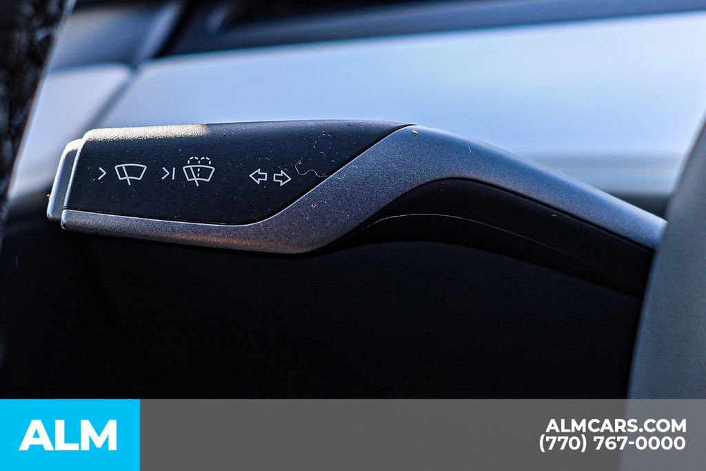 Used 2024 Tesla Model Y Long Range image 33