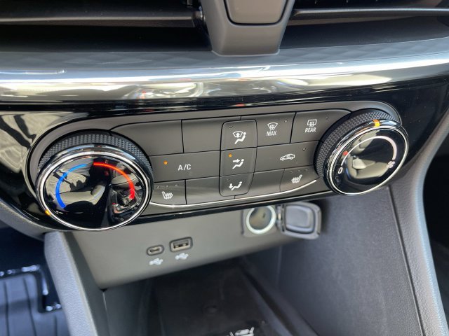 New 2026 Buick Encore GX Sport Touring w/ Advanced Technology Package AWD/4WD image 18