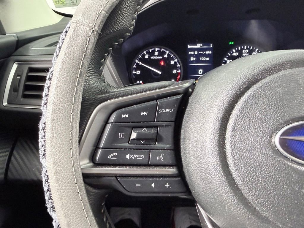 Used 2024 Subaru Ascent Premium image 13