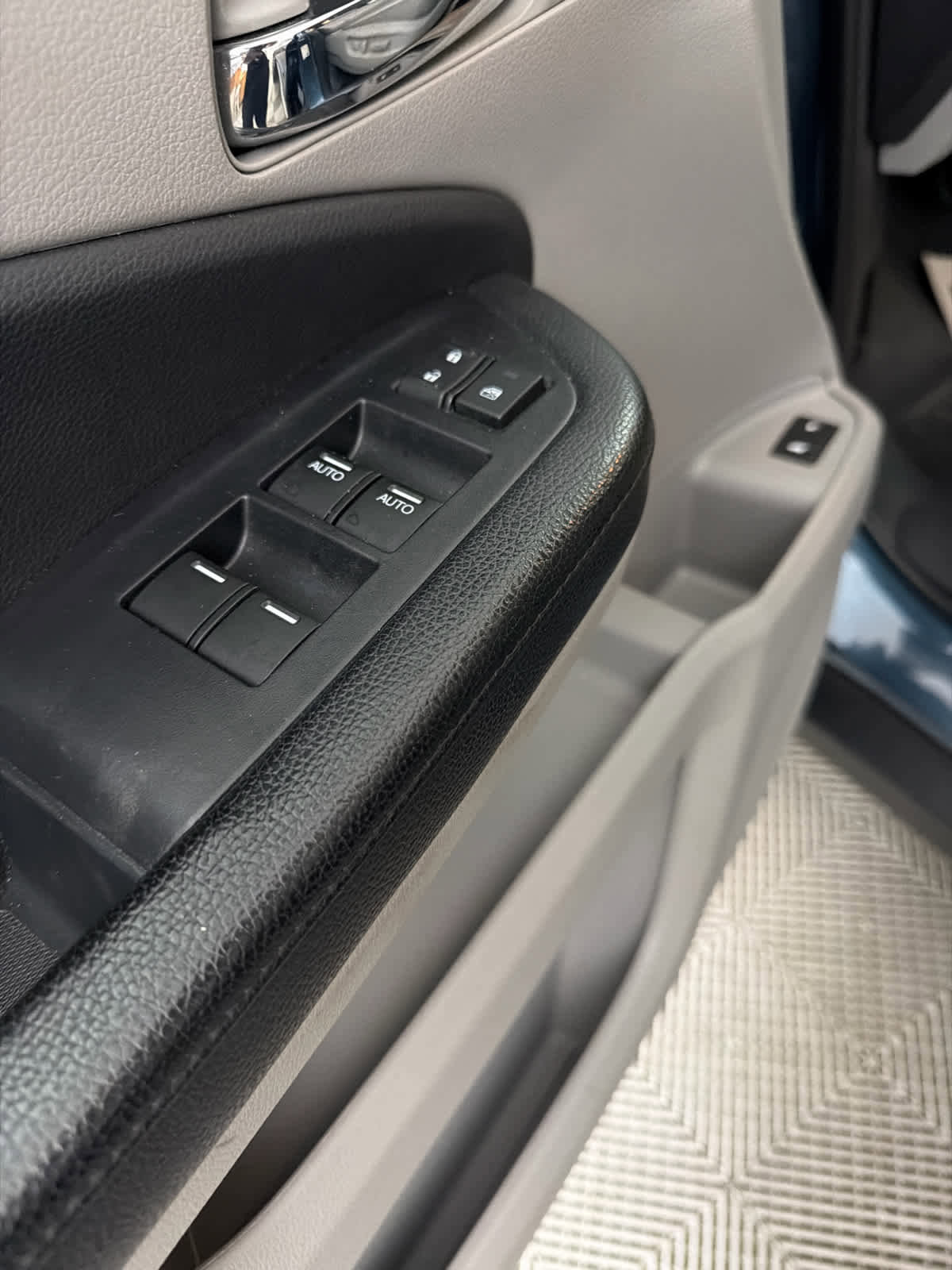 Used 2019 Honda Pilot Touring image 24