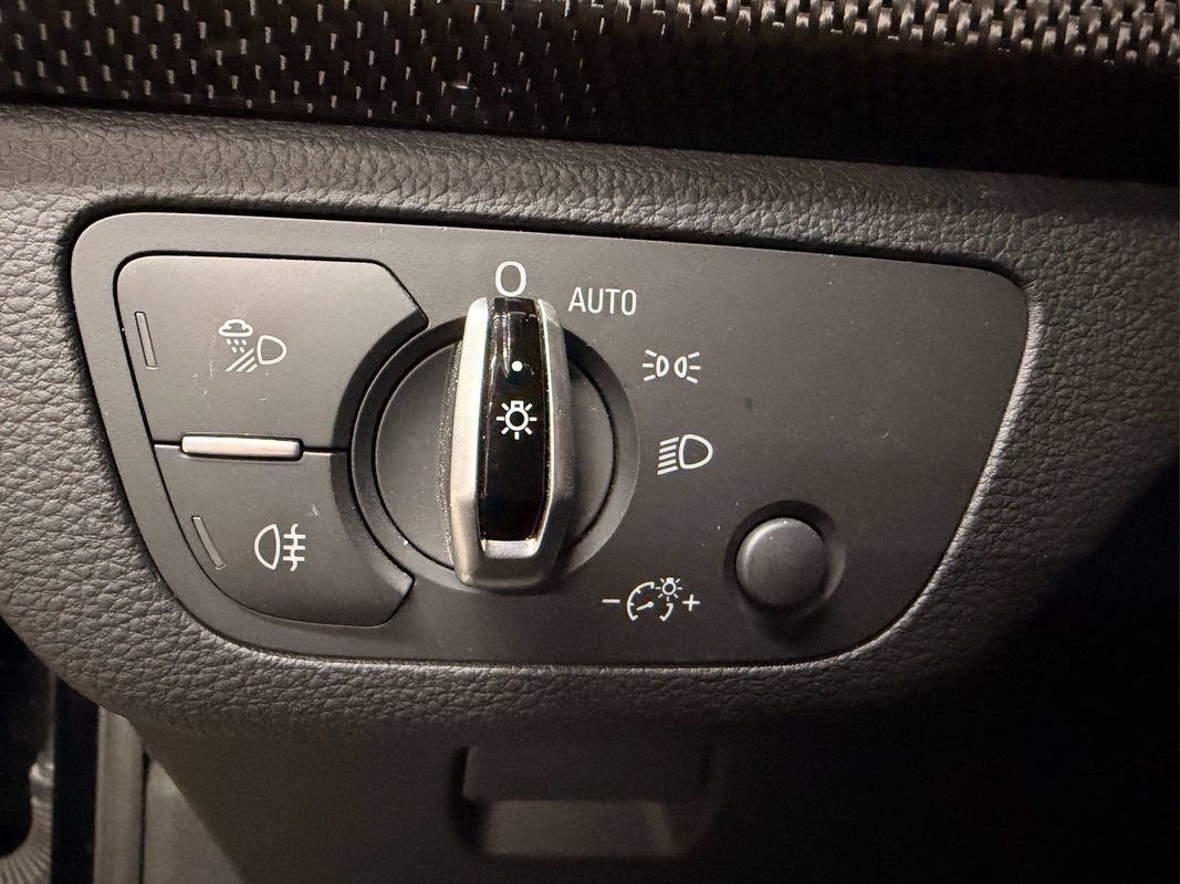 Used 2018 Audi SQ5 Prestige AWD/4WD image 20