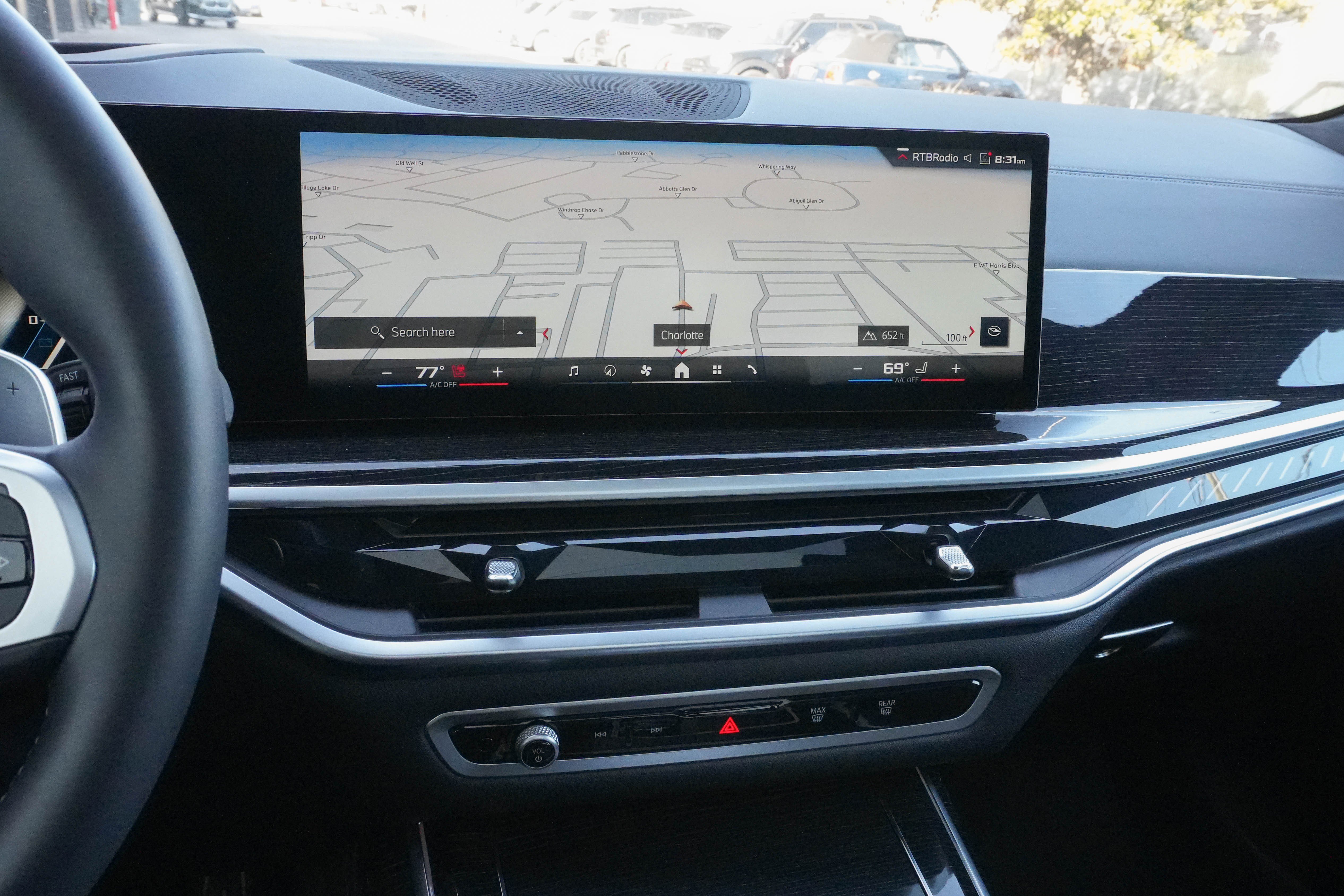 Used 2026 BMW X7 M60i image 23