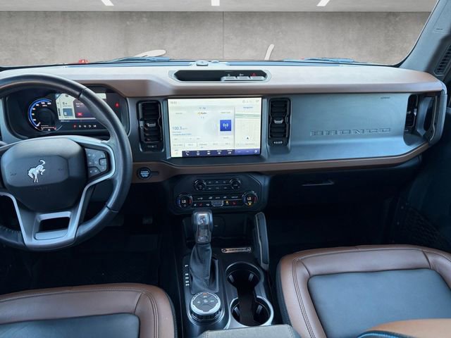 Used 2024 Ford Bronco Outer Banks image 3