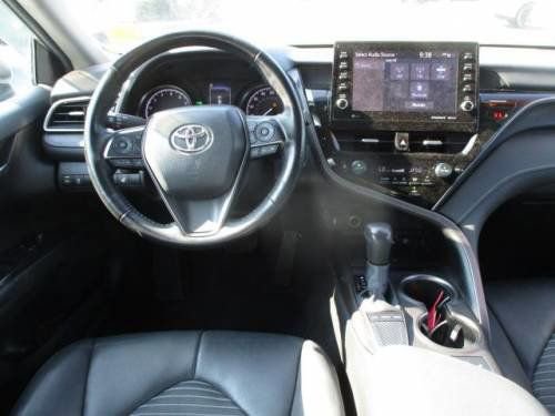 Used 2024 Toyota Camry SE w/ Cold Weather Package image 4