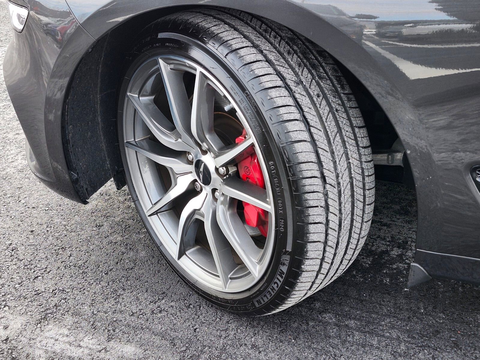 Used 2025 Genesis G70 2.5T image 33