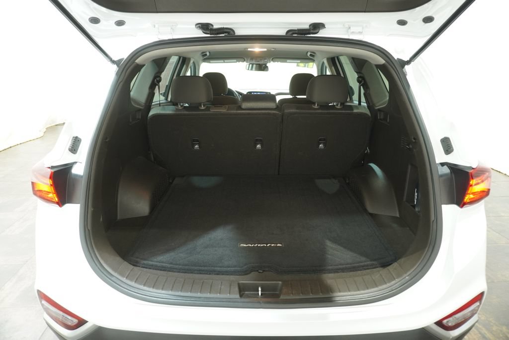 Used 2019 Hyundai Santa Fe SE AWD/4WD image 6