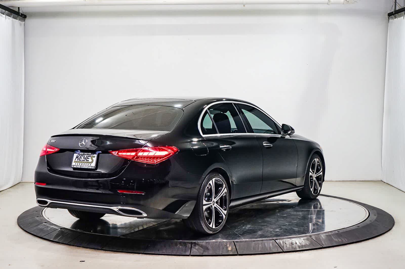Certified 2022 Mercedes-Benz C 300 Sedan image 4