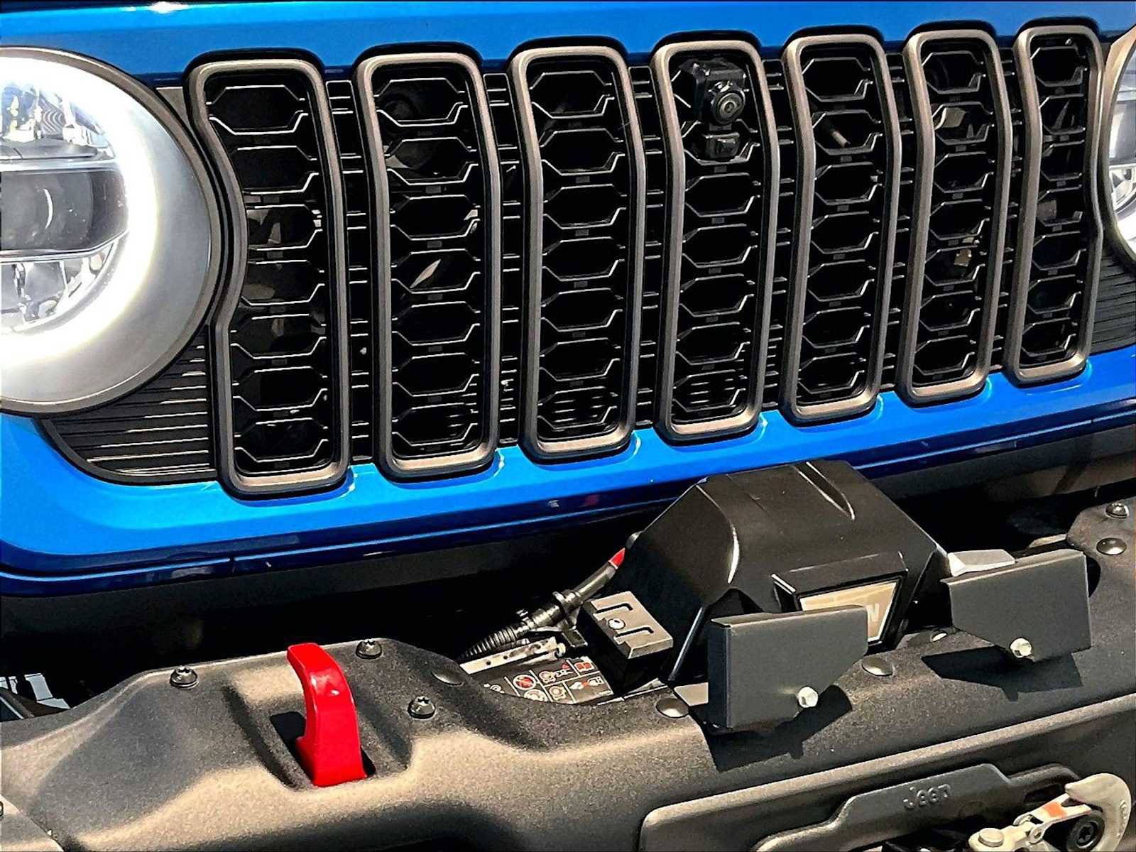 Used 2024 Jeep Wrangler Unlimited Rubicon AWD/4WD image 33