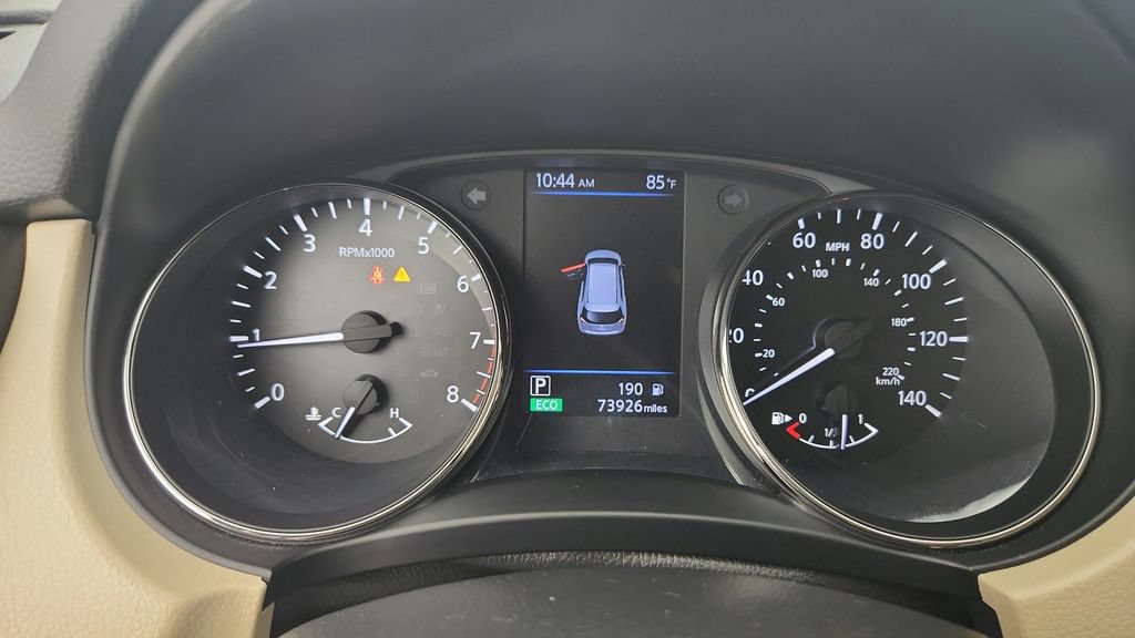 Used 2020 Nissan Rogue SV FWD image 16