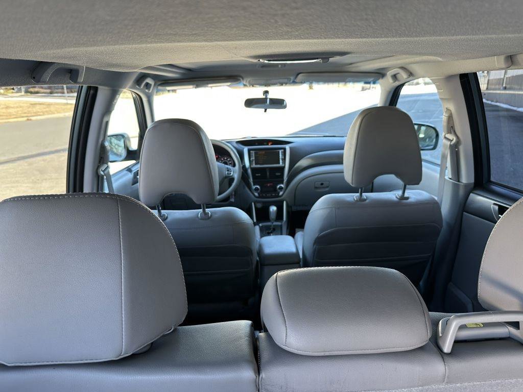 Used 2011 Subaru Forester 2.5X Touring AWD/4WD image 23