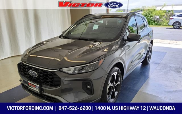 Used 2023 Ford Escape ST-Line Select w/ Tech Pack #2 AWD/4WD image 1