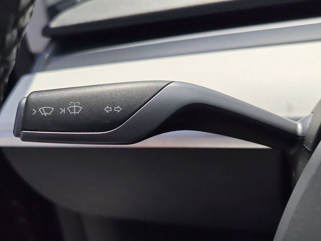 Used 2020 Tesla Model Y Performance image 24