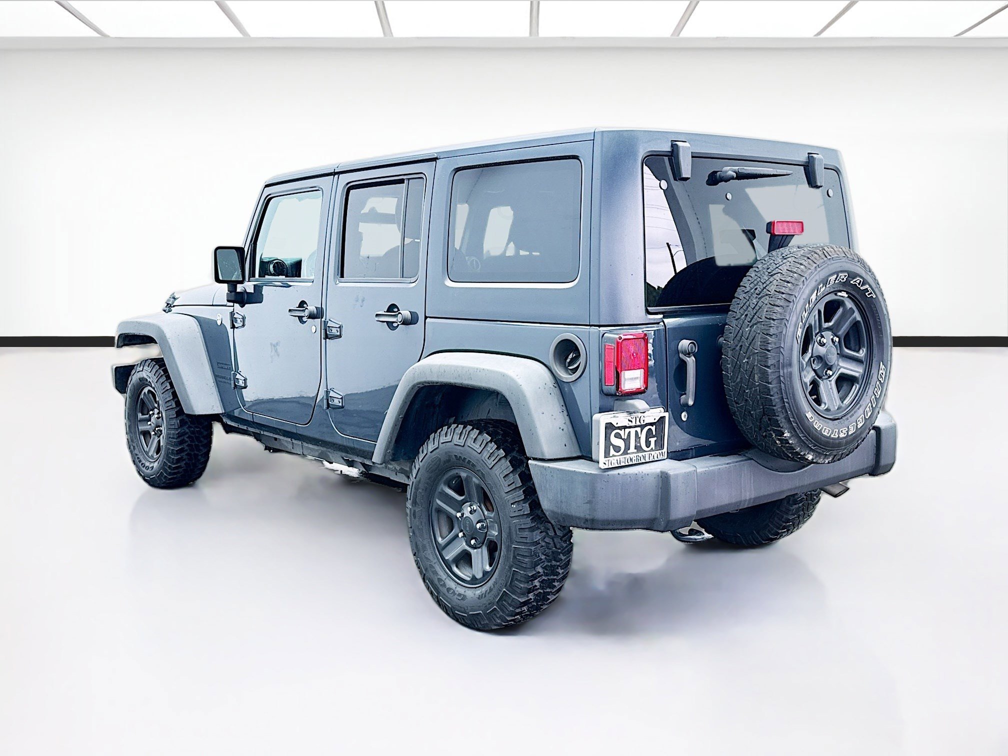 Used 2016 Jeep Wrangler Unlimited Sport w/ Connectivity Group image 6