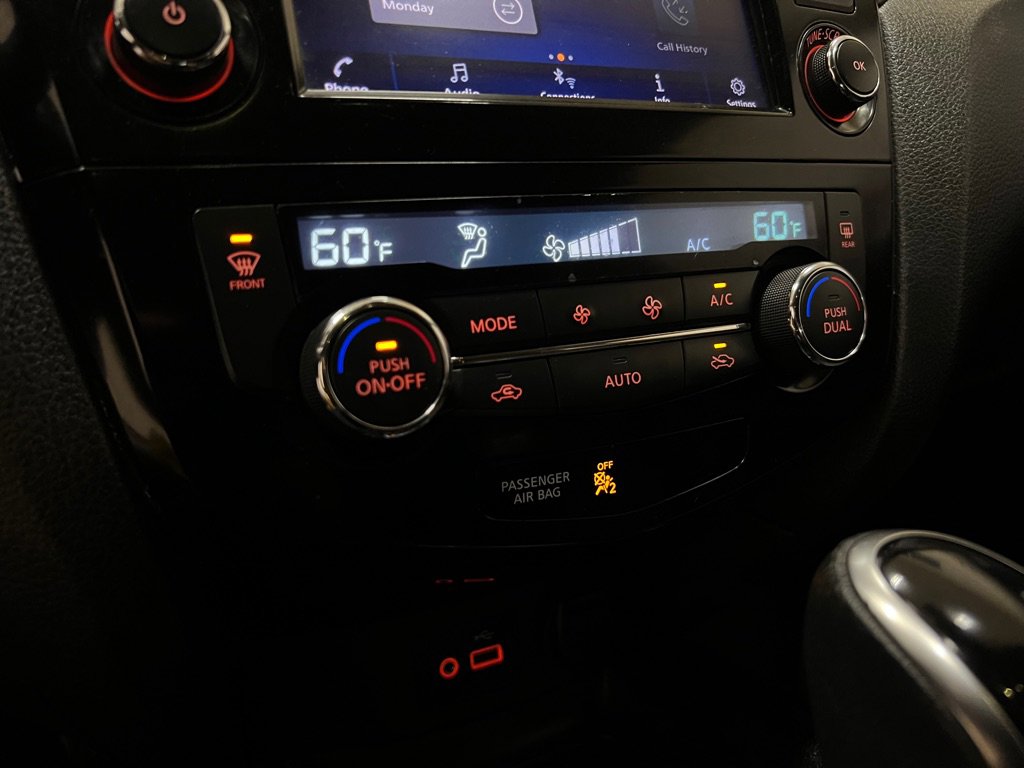 Used 2019 Nissan Rogue Sport SV w/ All-Weather Package AWD/4WD image 26