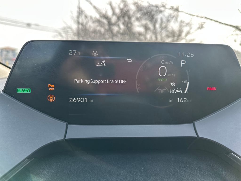 Used 2024 Toyota Prius LE image 11