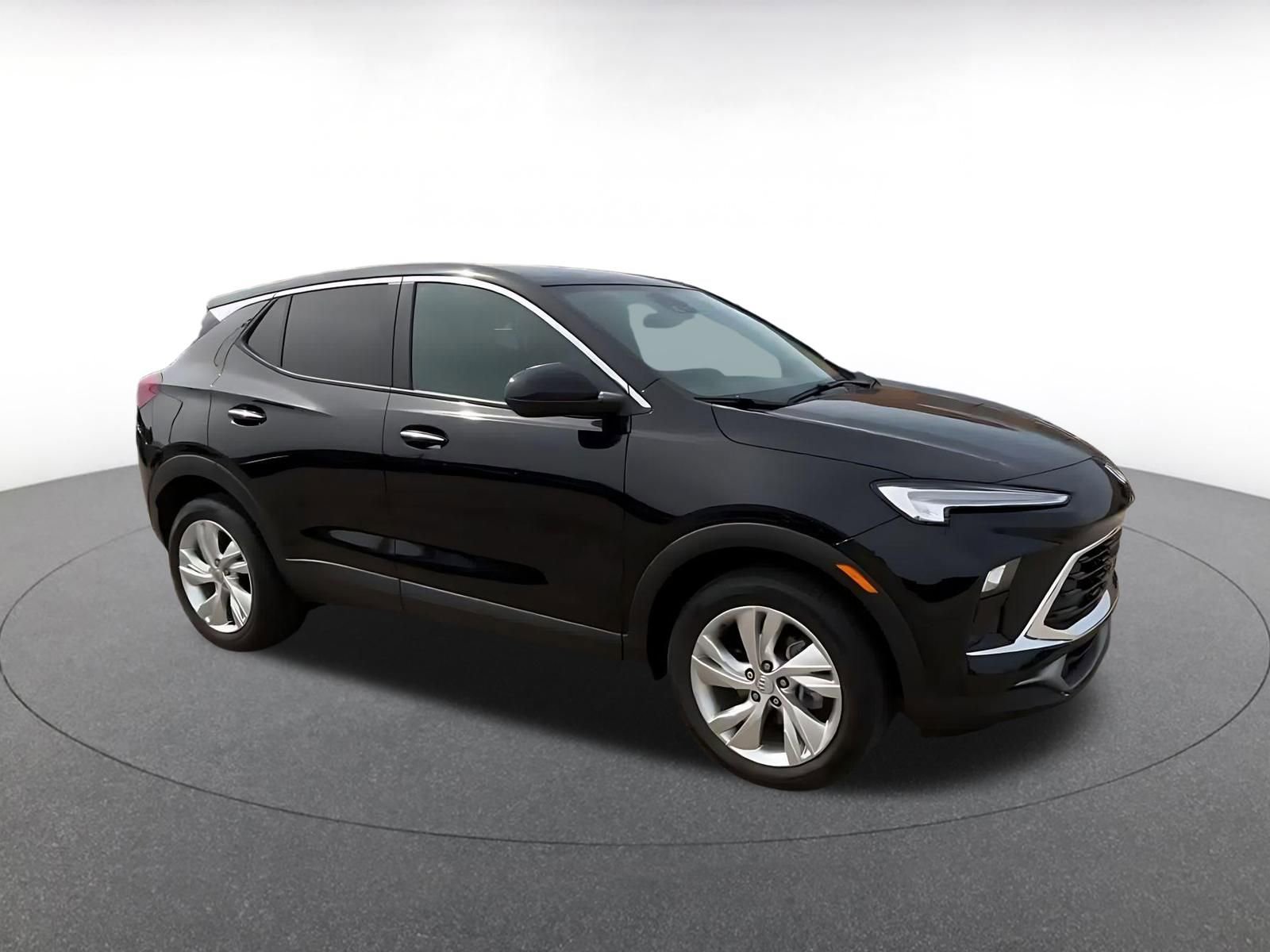 Used 2025 Buick Encore GX Preferred FWD image 2