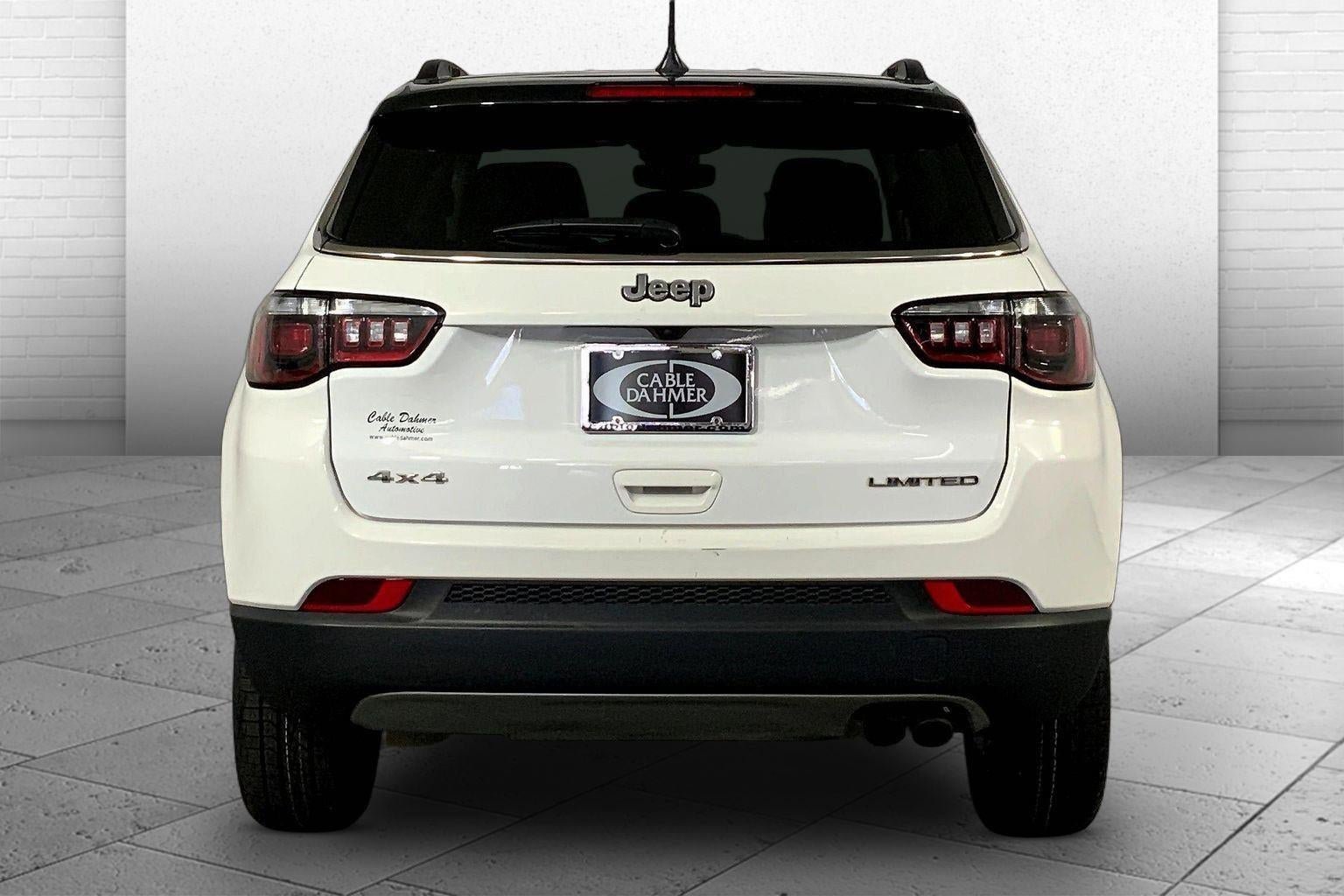 Used 2022 Jeep Compass Limited AWD/4WD image 3
