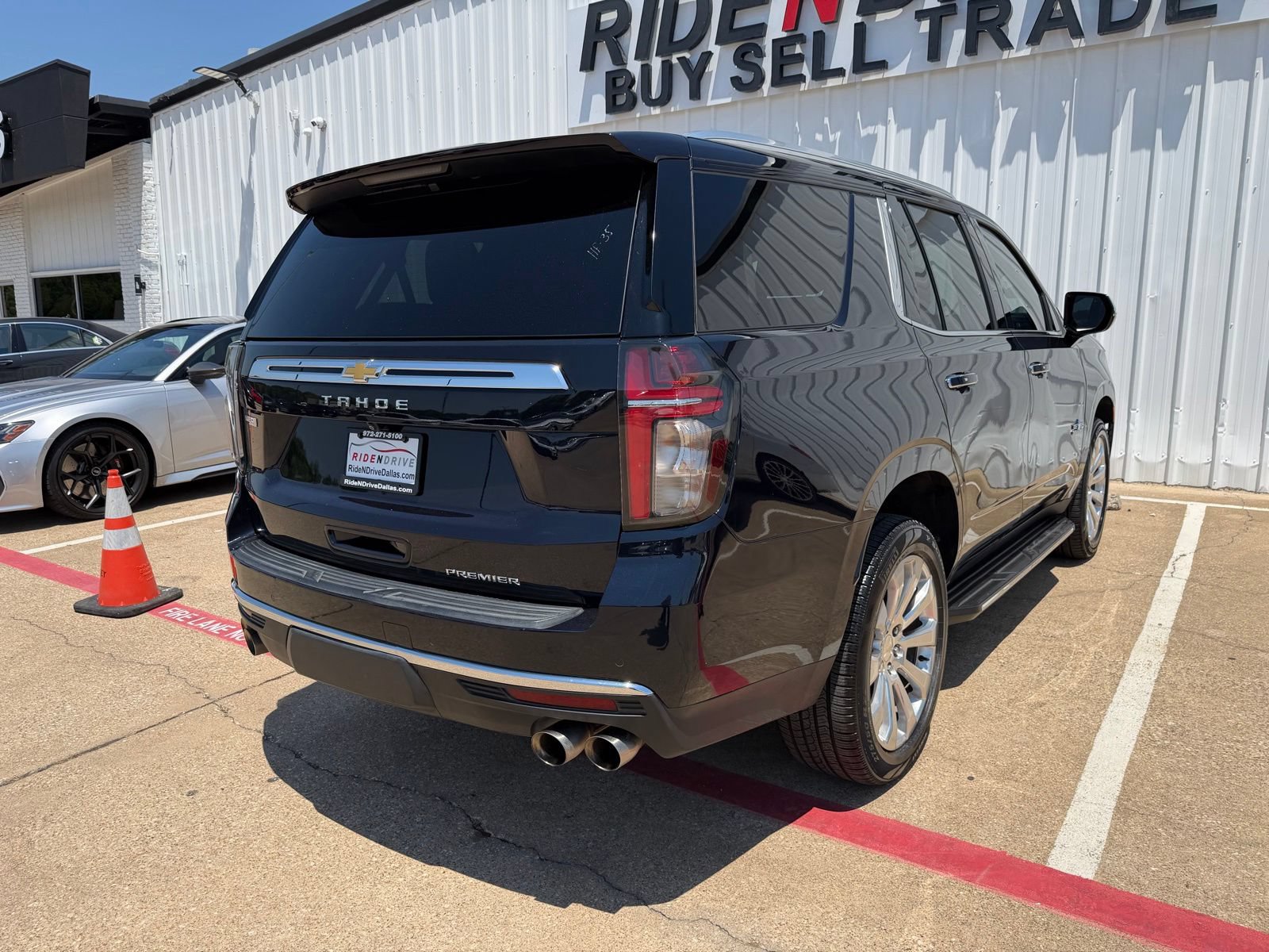 Used 2022 Chevrolet Tahoe Premier w/ Texas Edition RWD image 6