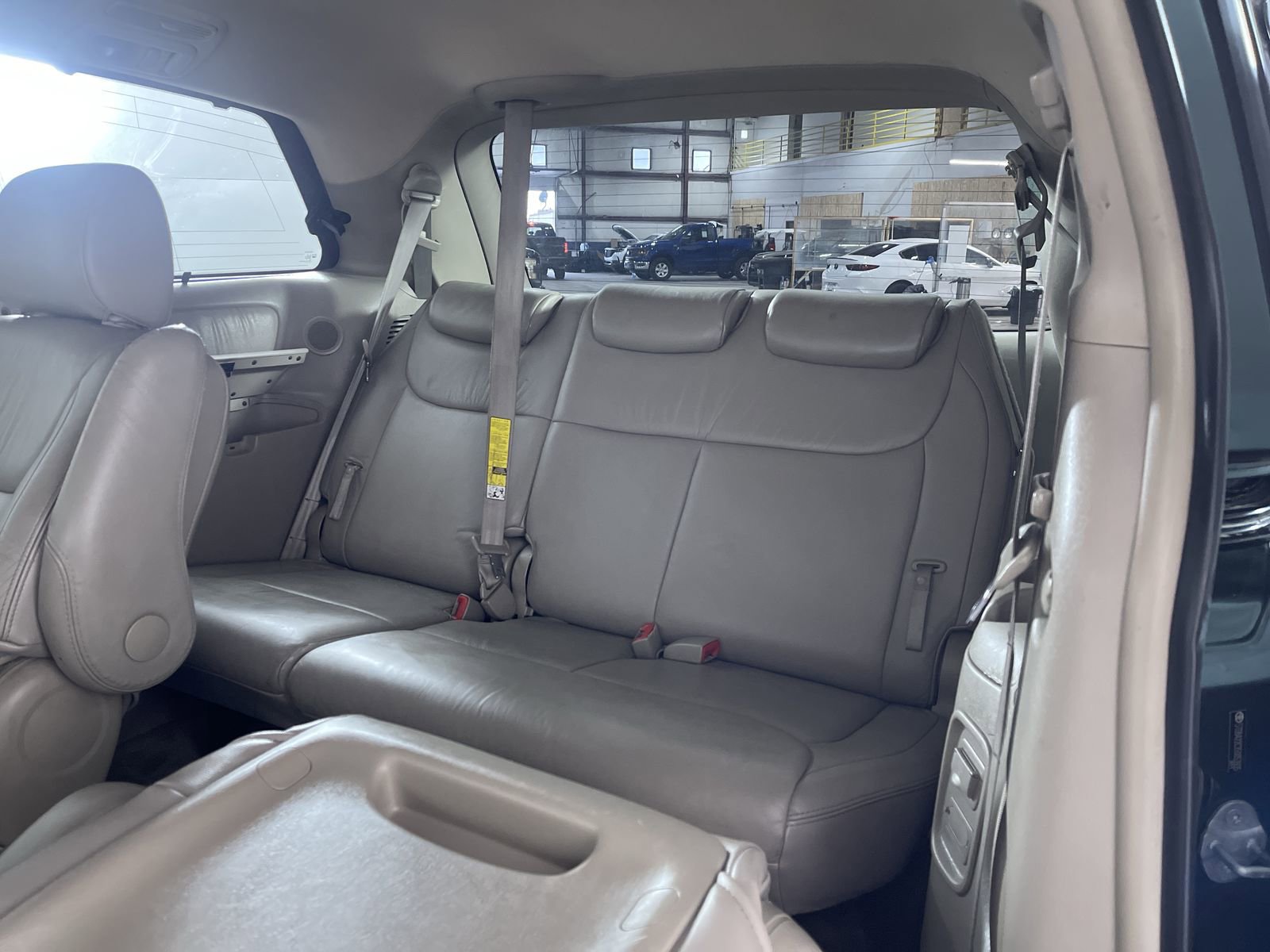 Used 2005 Toyota Sienna XLE Limited image 24