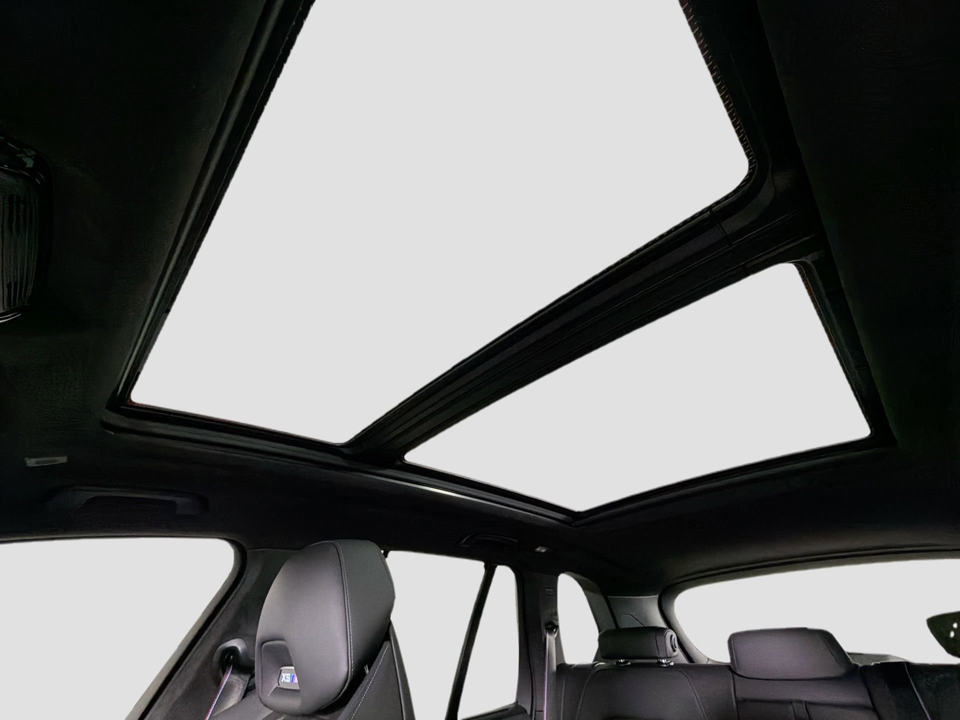 New 2026 BMW X5 M Competition w/ Executive Package image 22