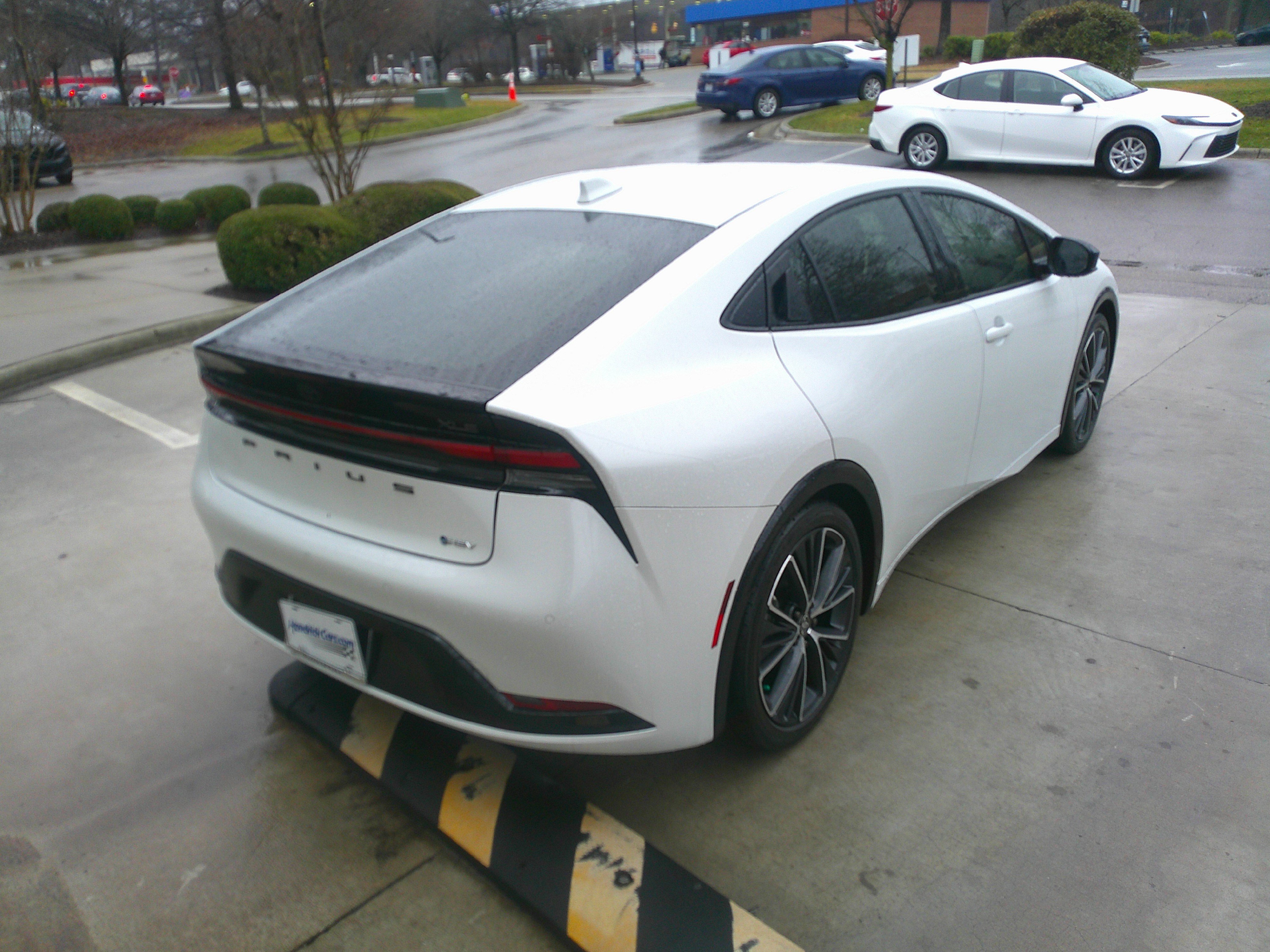 Used 2024 Toyota Prius XLE image 12