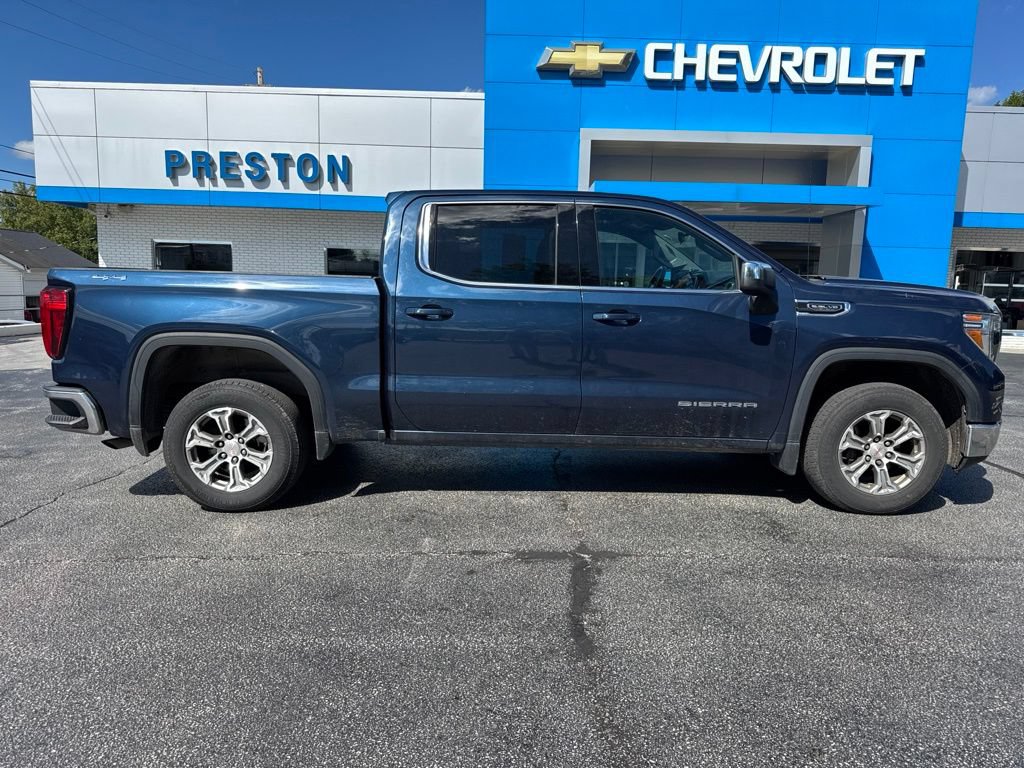 Used 2020 GMC Sierra 1500 SLE w/ SLE Value Package AWD/4WD image 4