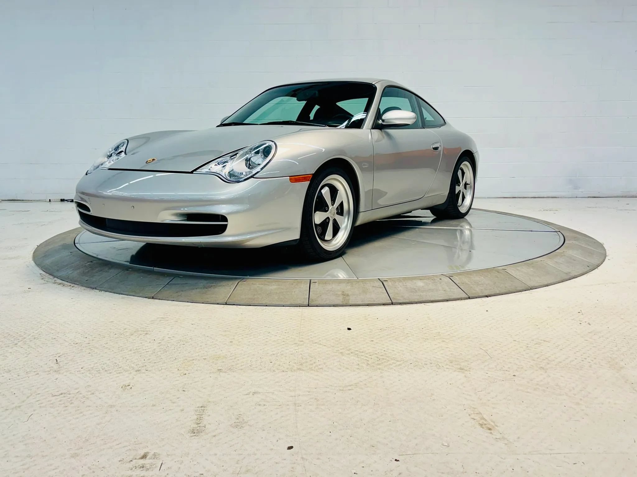 Used 2002 Porsche 911 GT3 RS image 8