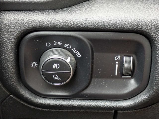 Used 2022 RAM 1500 Big Horn w/ Built-to-serve Edition AWD/4WD image 23