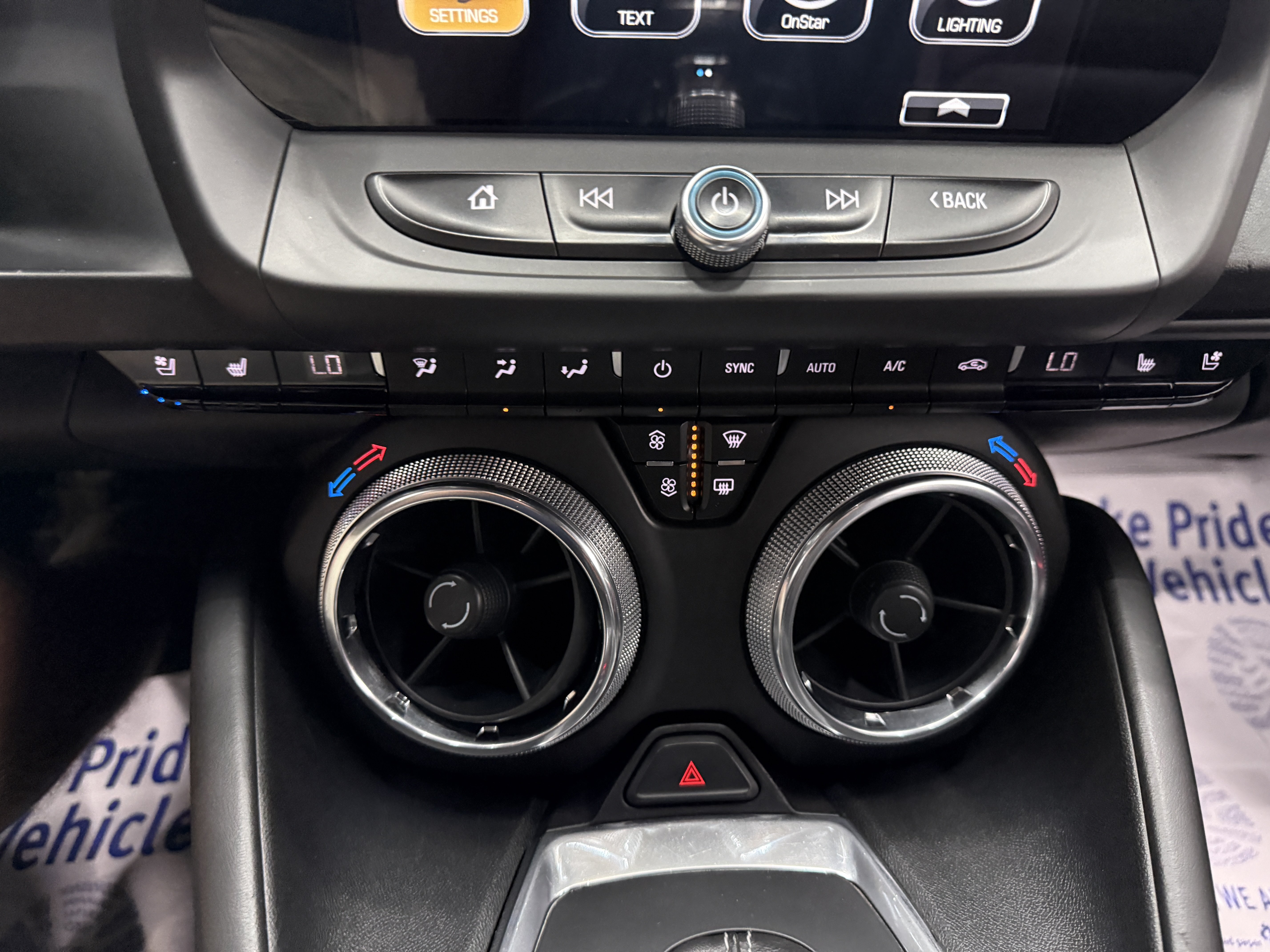 Used 2017 Chevrolet Camaro LT RWD image 16