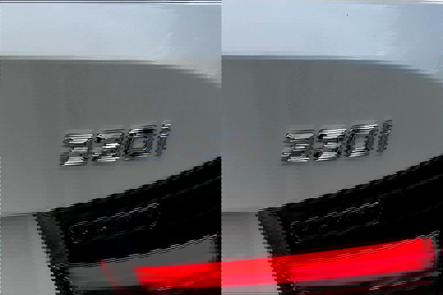 Certified 2023 BMW 330i Sedan w/ Premium Package image 32