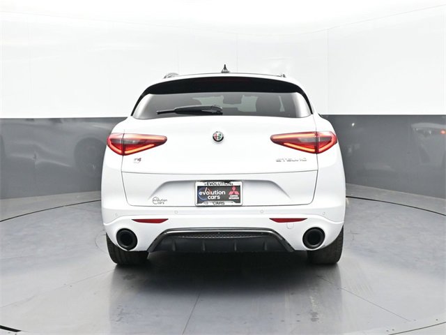 Used 2022 Alfa Romeo Stelvio Veloce image 54