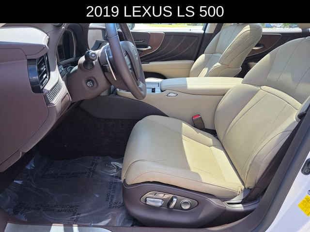 Used 2019 Lexus LS 500 w/ Accessory Package (Z2) RWD image 22