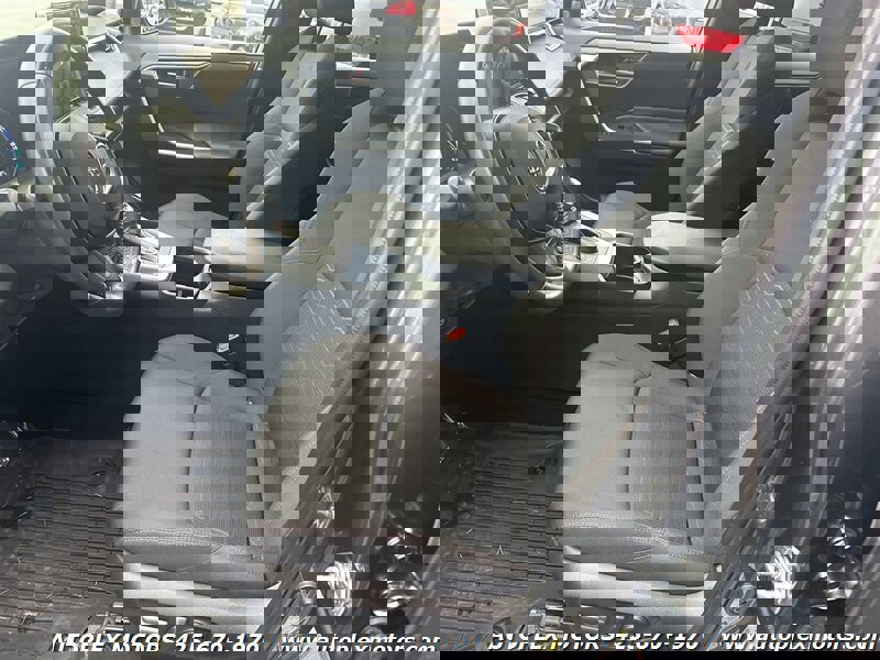 Used 2023 Toyota RAV4 SE image 24