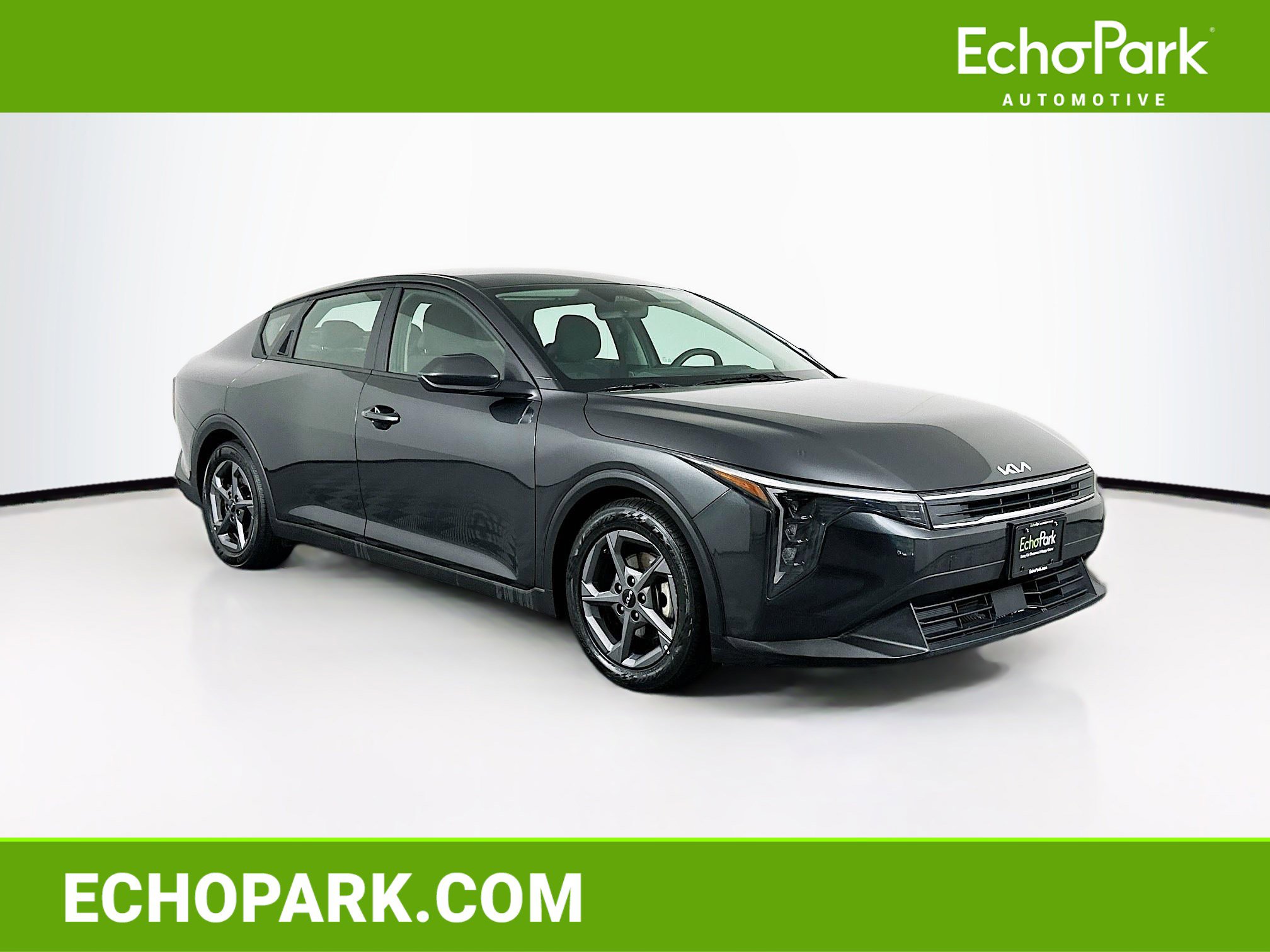 Used 2025 Kia K4 LXS image 1