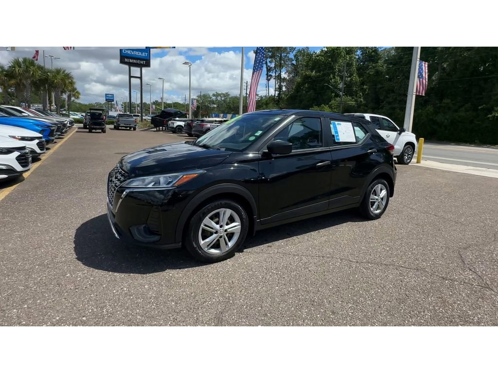 Used 2023 Nissan Kicks S FWD image 6