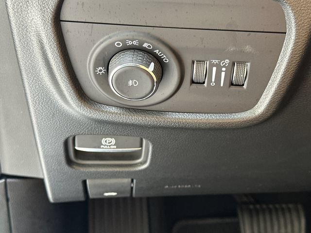 Certified 2025 Jeep Grand Cherokee L Summit w/ Advanced Protech Group IV AWD/4WD image 33