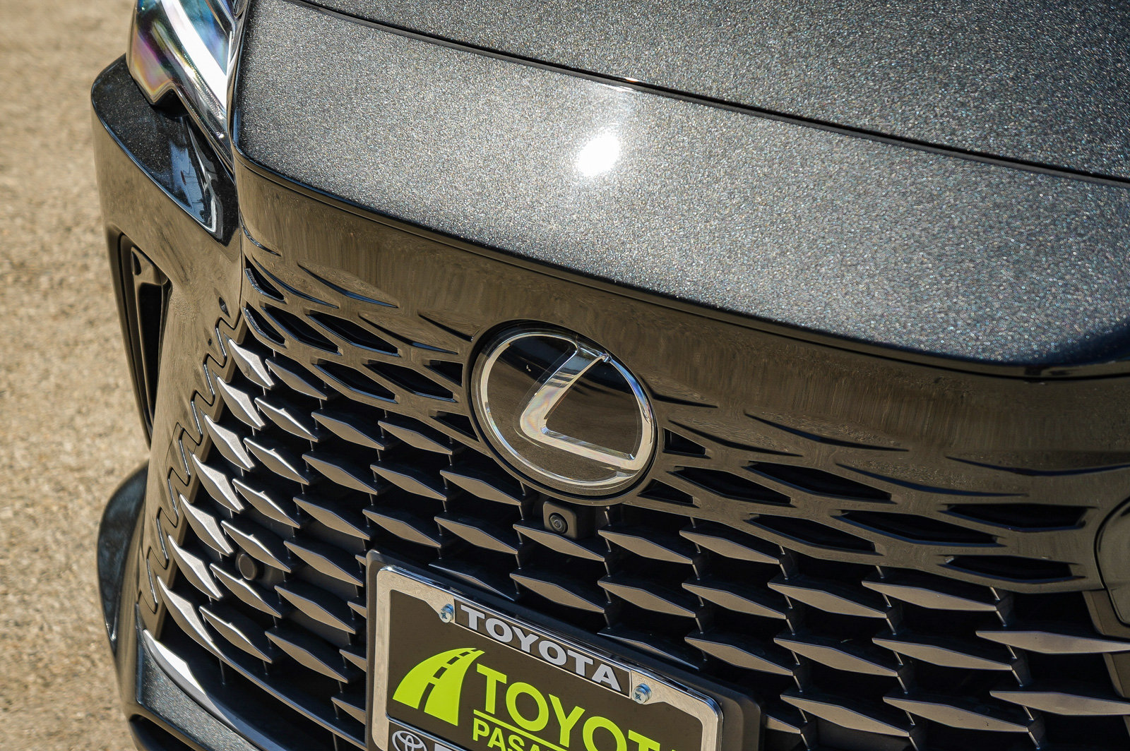 Used 2024 Lexus RX 350 Premium Plus w/ Cold Area Package FWD image 9