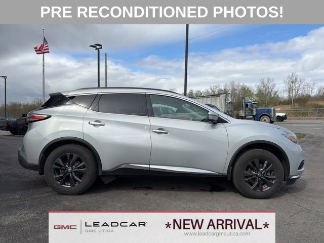 Used 2018 Nissan Murano SV w/ Premium Package AWD/4WD image 6