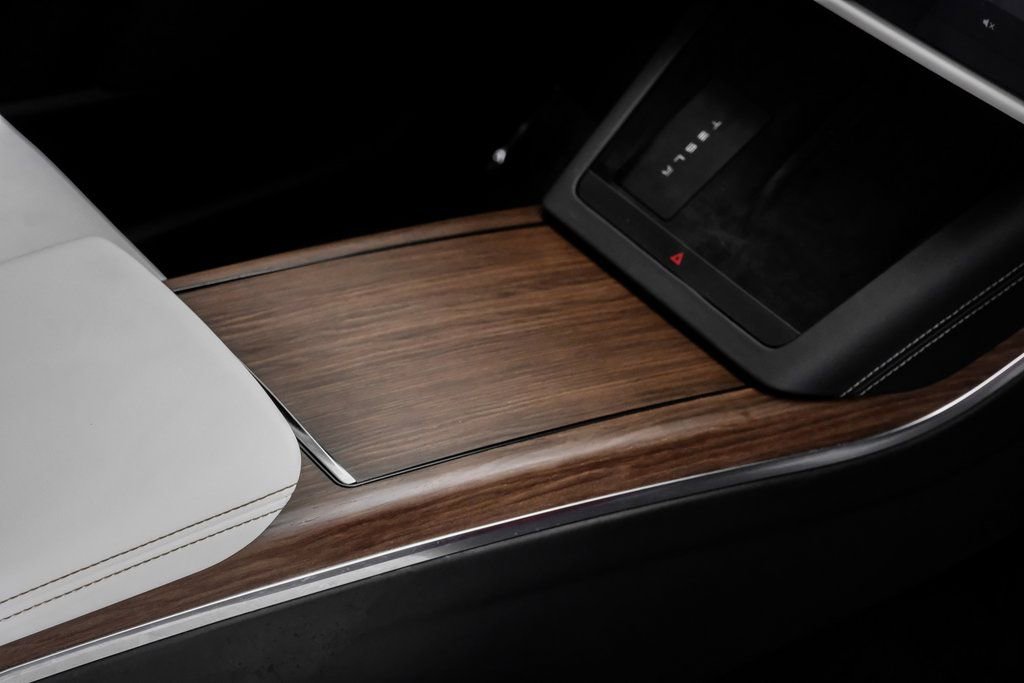 Used 2023 Tesla Model X image 31