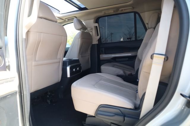 Used 2023 Ford Expedition Limited AWD/4WD image 25