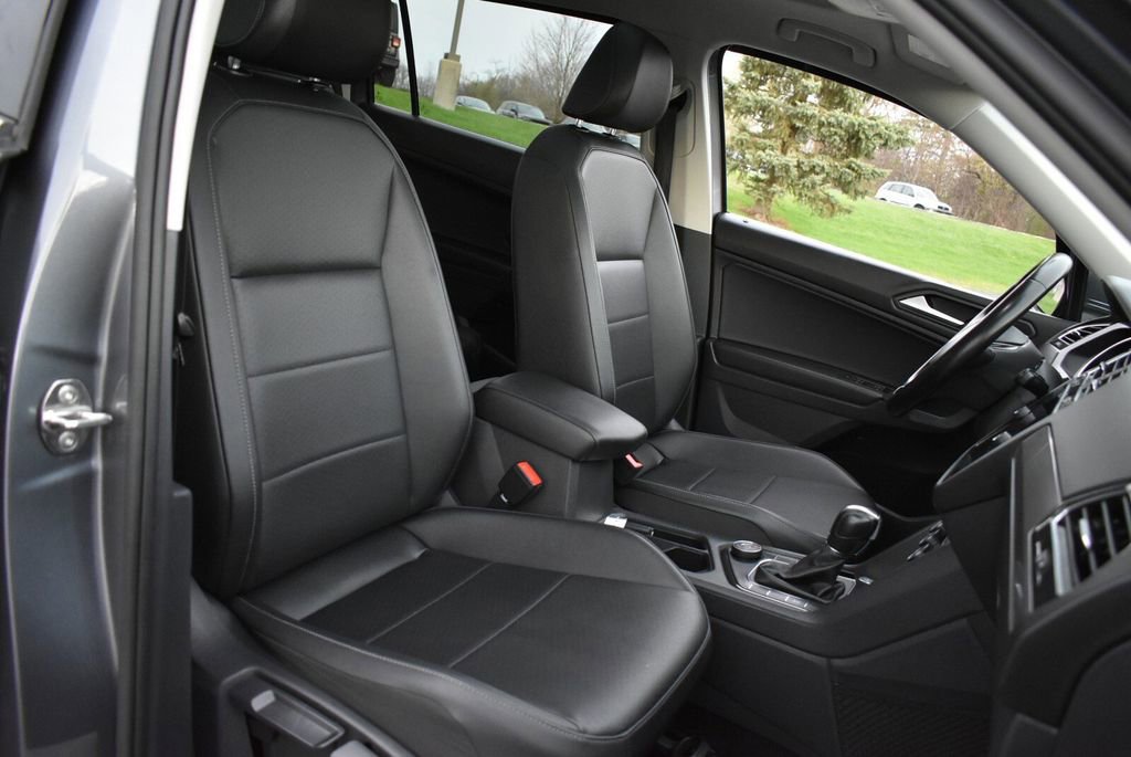 Used 2019 Volkswagen Tiguan SE AWD/4WD image 26