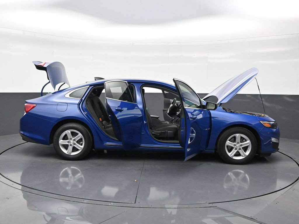 Used 2023 Chevrolet Malibu LS FWD image 30