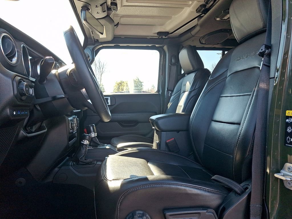 Used 2023 Jeep Wrangler Unlimited Sahara image 13