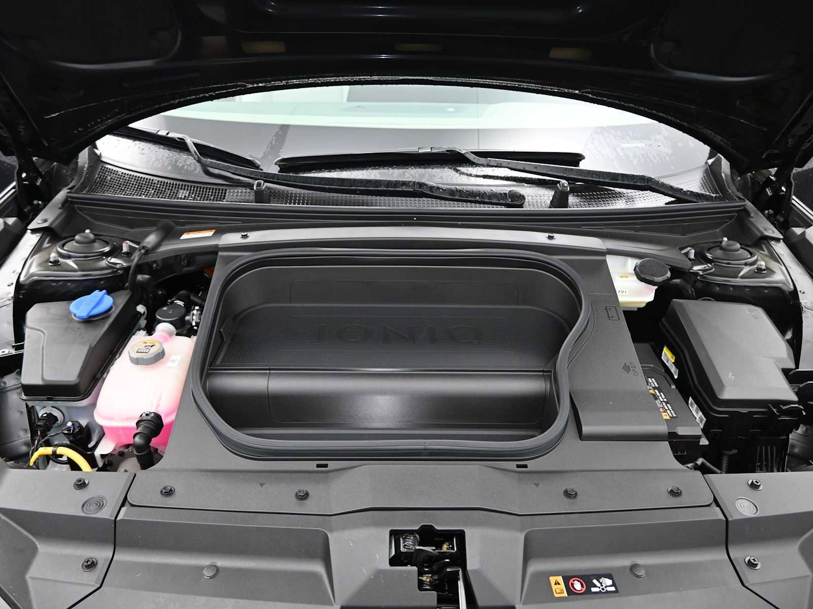 New 2024 Hyundai Ioniq 6 SEL image 19