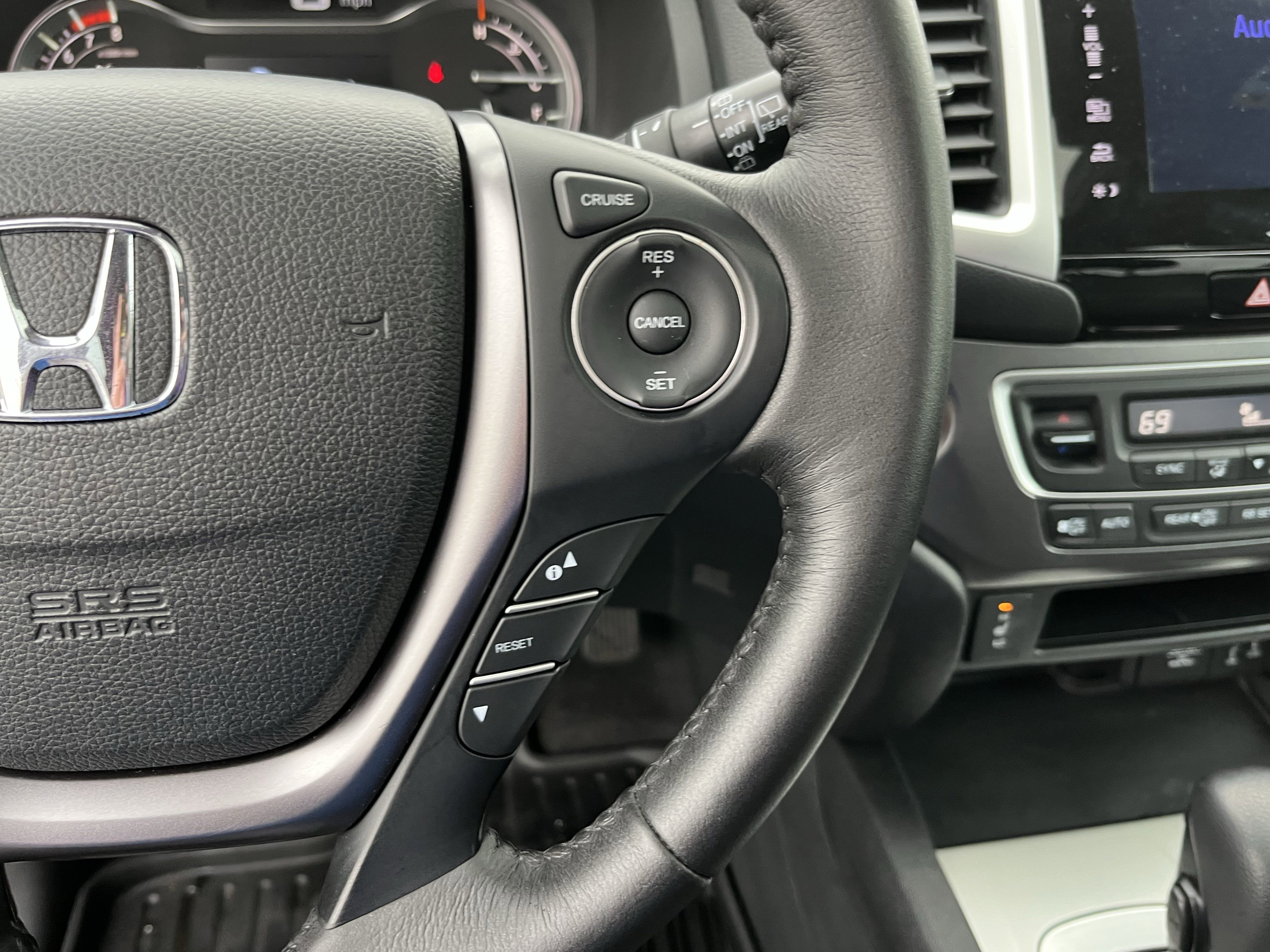 Used 2018 Honda Pilot EX-L image 19